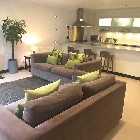אדינבורו Aaron Glen Apartments מראה חיצוני תמונה