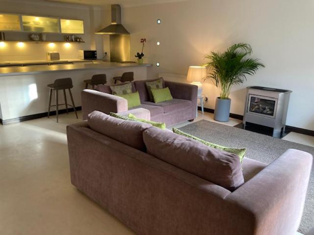 אדינבורו Aaron Glen Apartments מראה חיצוני תמונה