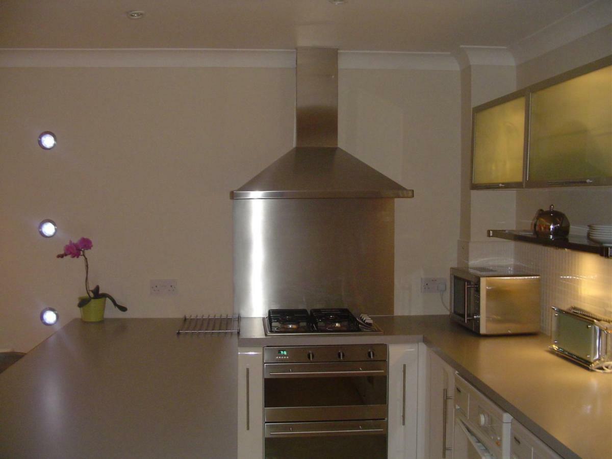 אדינבורו Aaron Glen Apartments מראה חיצוני תמונה
